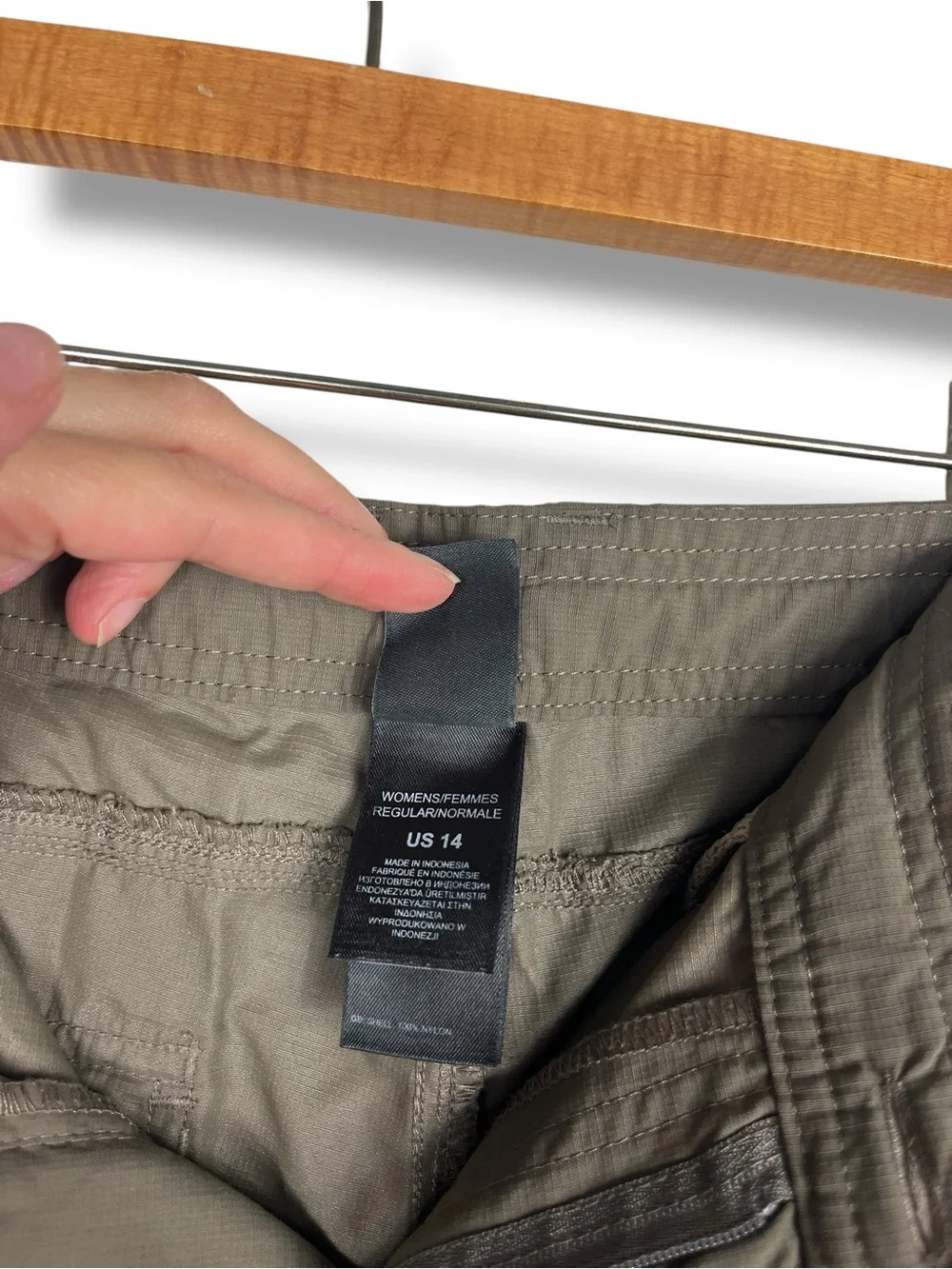 The North Face Pants Women Size 14 Convertible Khaki Hiking Gorpcore Nylon